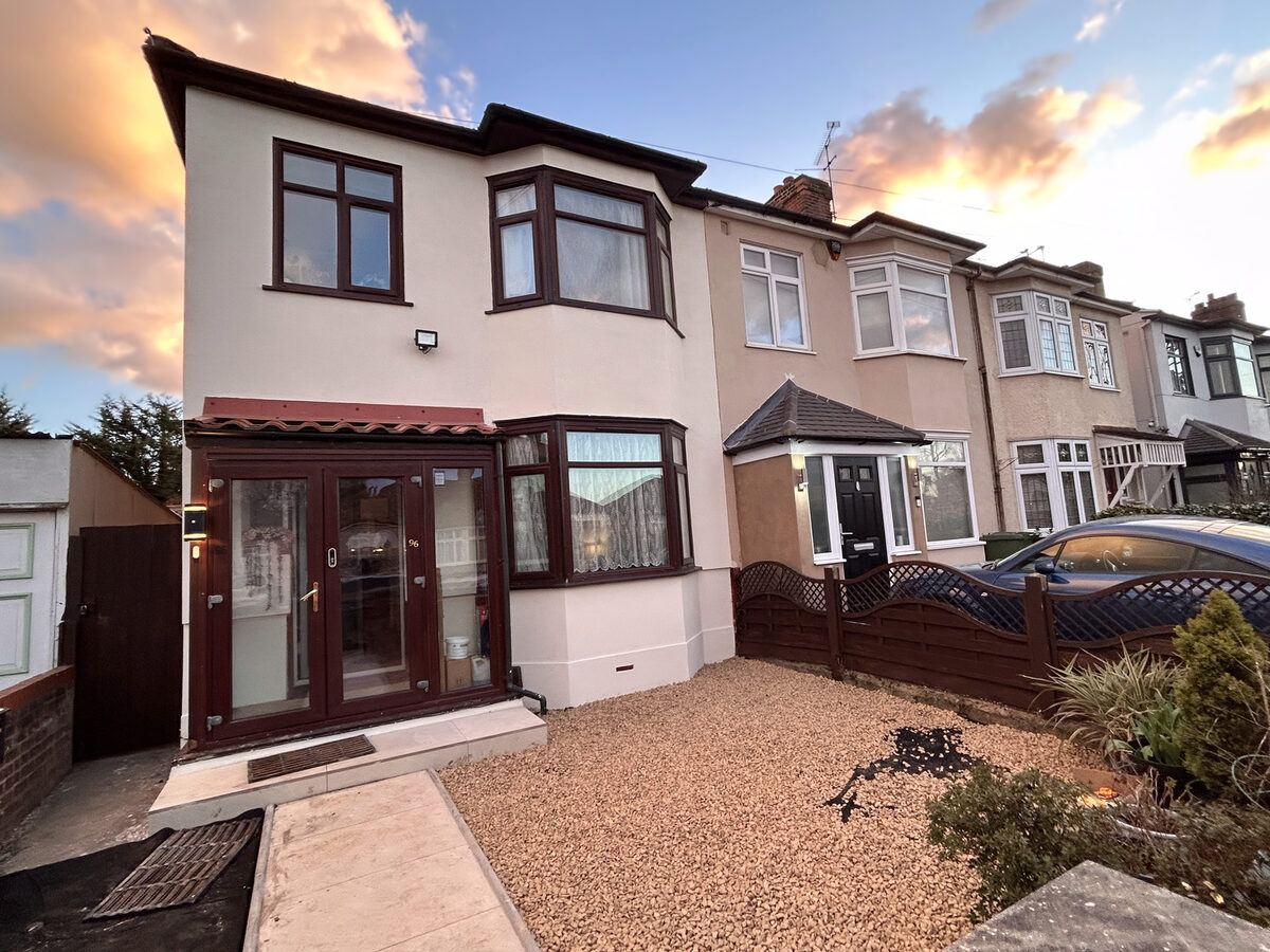 Rendered house exterior with driveway